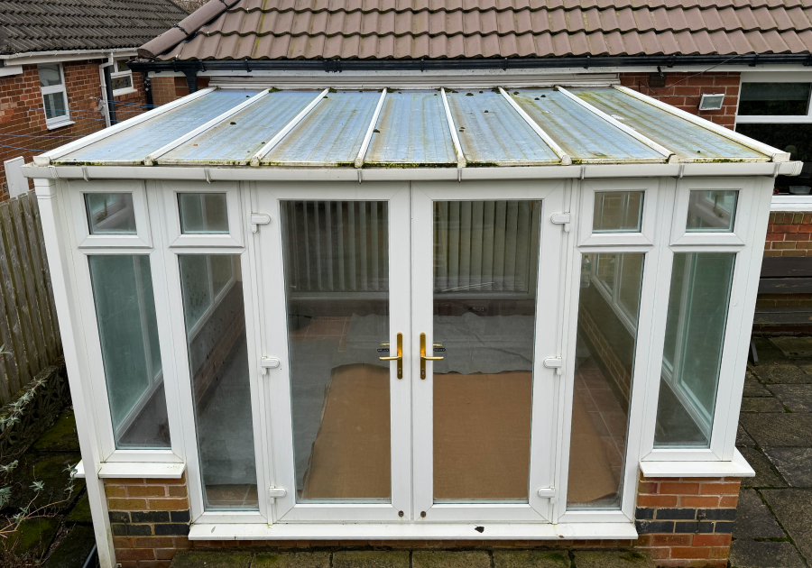 Conservatory prior to panels replacement