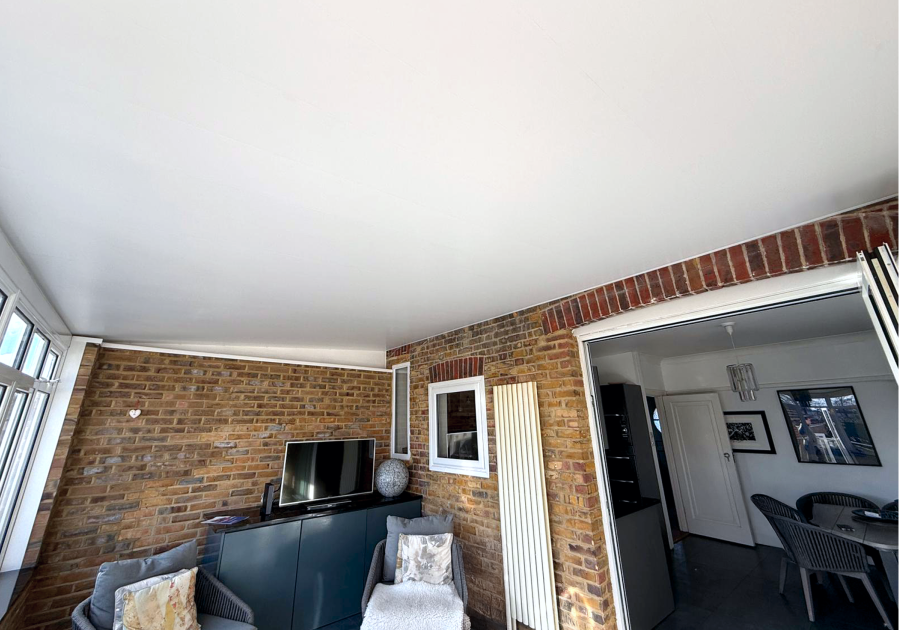 Plain matt Internal insulated Ceiling